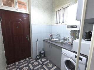 Дома для отпуска Zuras Great Studio in Old Tbilisi Тбилиси Дом с 1 спальней-11