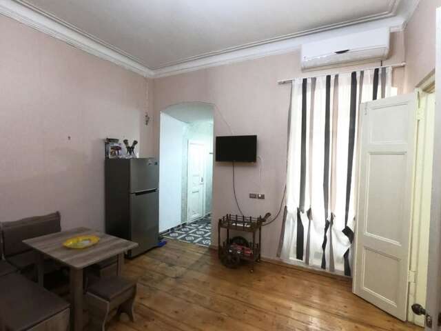 Дома для отпуска Zuras Great Studio in Old Tbilisi Тбилиси-31